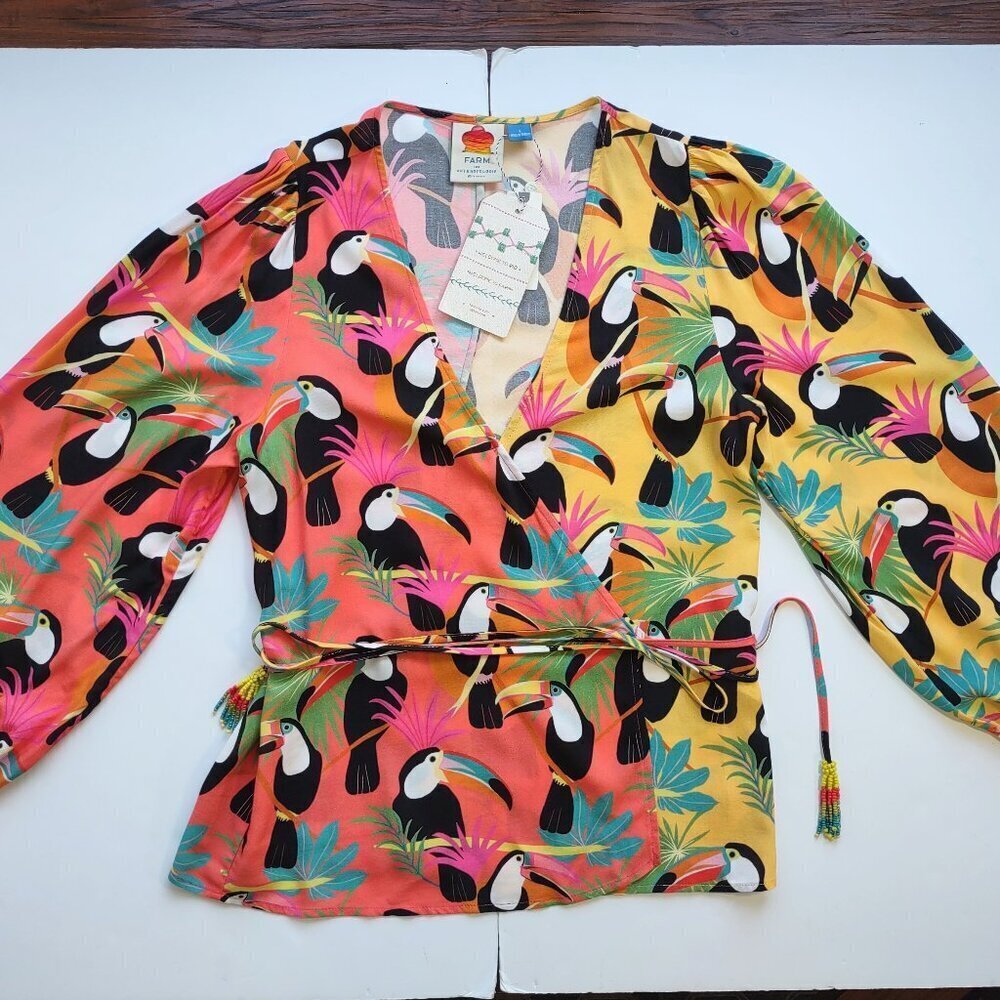 NWT FARM Rio Tropical Toucan Rainbow Chic Feminine Wrap Blouse  Size Small - Picture 6 of 10